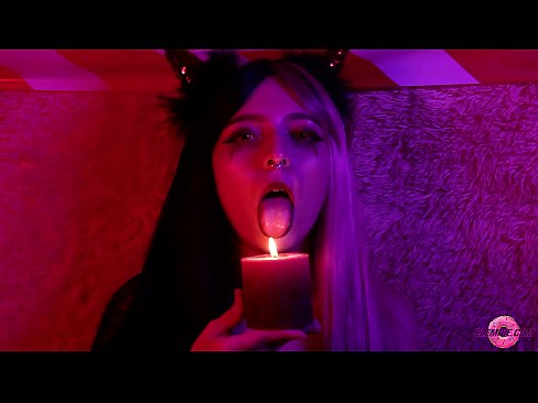 ❤️ Μια παθιασμένη πίπα από ένα σέξι Succubus με ένα σπέρμα στο στόμα της. ❤ Πόρνο fb ❤